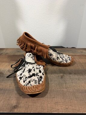 Broncy Donkey Moccasins